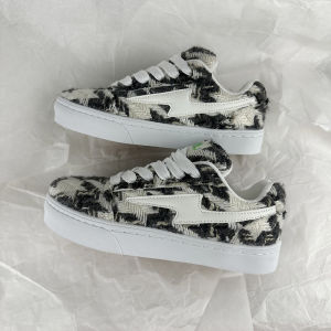 Trendy Student Mens Bread Shoe Flash Design Sporty Casual Sneakers Breathable Mesh Upper Comfortable Rubber Outsole