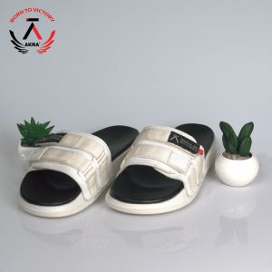 AKNA LOKAL BRAND - SANDAL SENDAL PRIA SELOP SLOP COWOK LAKI LAKI KARET MURAH SANDAL PRIA KOREAN KOREA STYLE SENDAL SANDAL KEREN PRIA BUAT GAYA SENDAL PRIA DEWASA DISTRO SENDAL GUNUNG PRIA COWOK DEWASA CASUAL TERBARU 2023 SENDAL AKNA SLOP PUTIH
