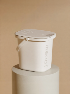 MENGHUWEI | Vacuum Sealed Pet Food Storage Bucket