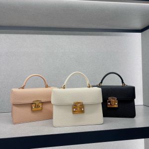 [CHUẨN HÃNG] Túi nữ  quai dáng cốp đi tiệc cực sang chất da hạt 3 ngăn (Size 19)