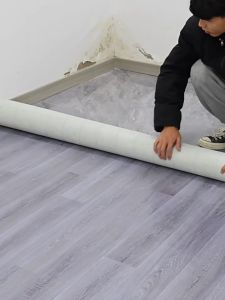 REALM เสื่อน้ำมันหนา กระเบื้องยางPVC เสื่อน้ำมัน เสื่อยางปูพื้น เสื่อน้ำมันลายไม้ ทนต่อการสึกหรอ กันน้ำ กว้าง 2m ยาว 5m/10m ปูที่พื้นซีเมนตร์โดยตรวได้ เสื่อปูพื้น เสื่อปูพื้นบ้าน - Lazada