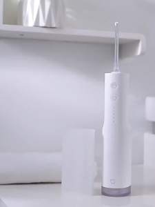 Xiaomi Mijia Water Flosser F300 ไฟฟ้า Irrigator ปากแบบพกพาไหมขัดฟันทําความสะอาดช่องปาก ใหญ่ 240 มล. 4 โหมดPortable Oral Irrigator