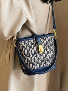 Fashionable Casual Bucket Bag Womens Handbag Retro Design Shoulder Bag Soft Fabric Material Lock Buckle Closure Small Size