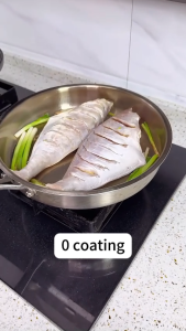 304 stainless steel flat bottomed pan uncoated and non stick pan flat bottomed frying pan induction cooker gas stove applicable