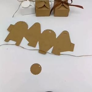 Hộp quà  kraft vuông mini nắp cài thắt nơ Vintage kèm rơm lót hộp giấy kraft ALLIN