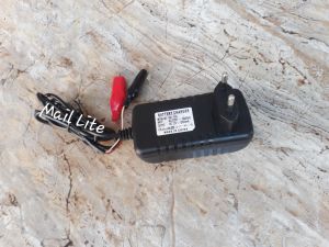 Adaptor Jepit akki buaya 12Volt MODEL NO: HD-152 OUTPUT:DC 12V-2000mA