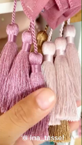 TASSEL JILBAB SEGIEMPAT ULIR POLY SILK ( 1 LUSIN 1 WARNA ) 6 CM PREMIUM TASSEL RUMBAI NAPOCUT