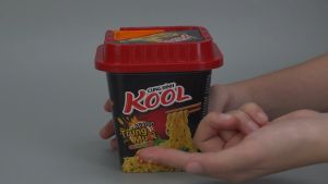 [THỐ LẺ] - AFOTECH - Mì thố trộn Cung Đình Kool hương vị Tôm trứng muối Mì trộn trứng muối Cung Đình Kool (90g/thố)