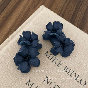 Retro Floral Earrings Womens New 2025 Trendy High-End Feeling Forest System Sweet Muse Ear Jewelry Fashionable OL Style