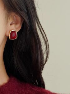Retro Drip Glaze Red Small Batch Designed Stud Earrings