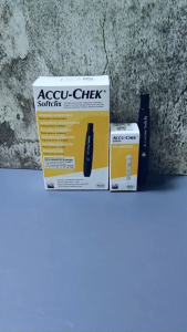 Accu-Chek Softclix Kit Set (Pen + Lancets 25s) lancing device Softclix Kit Accuchek Accu-check Soft Clix Pen Kit Starter