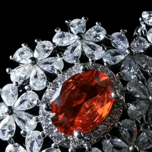 Lightweight retro openwork crystal pendant versatile red crystal