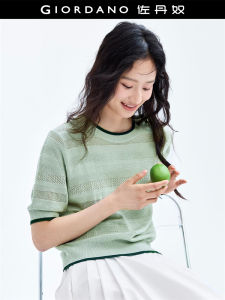 เสื้อสเวตเตอร์ถักแขนสั้นผู้หญิง Giordano ดีไซเนอร์ ป้องกันการเกิดขน ทรงหลวม คอตั้ง ลายดอกไม้ ทรงเข้ารูป ฤดูใบไม้ผลิ 2025