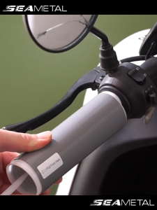 SEAMETAL Self Shrinking Motorcycle Silicone Handlebar Cover Non-Slip Anti Vibration Motorcycle Grip Cover Sleeves Universal