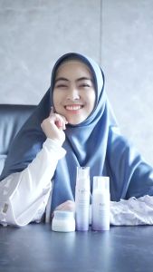 Reglow Skin Barrier Series Skincare Dr Shindy For Sensitive Skin Pencerah Wajah Kusam Mengatasi Jerawat Bruntusan Menahun Menghaluskan dan Melembabkan Kulit Wajah  BPOM