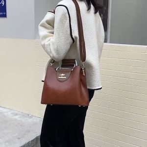 QFDI túi xách nữ đẹp Túi đeo chéo nữ Túi xách nữ mới Túi đeo vai thời trang sức chứa lớn Da PU mềm Túi xách chất lượng cao Túi xách nữ Đơn giản và đa năng