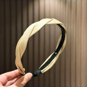 Anti-Slip Wide Edge Childrens Hairband Girls Hair Tidier Face Washing Headband Comfortable No Pulling Hair Clip Korean Style