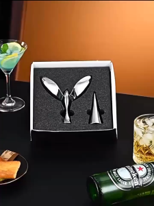 【การจัดส่งท้องถิ่น】ฟลิปเปอร์สังกะสีผสมที่เปิดหลายฟังก์ชันโถลายนกบินที่ปรับสมดุลที่เปิดฝาเบียร์ฟลิปเปอร์อุปกรณ์ตกแต่งโปสการ์ดอุปกรณ์เปิดขวดไวน์