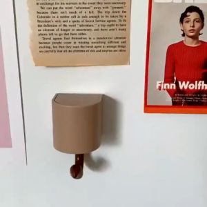 karabi.shop ตะขอแขวน ตะขอติดผนัง รูปกระรอก ไม่ต้องเจาะรู