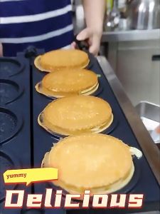 TẶNG CÔNG THỨC LÀM BÁNH. Máy làm bánh ĐỒNG TIỀN-- Cam kết chính hãng 100% - Tặng công thức làm bánh -HÀNG CAO CẤP LOẠI 1- Bảo hành 1 năm