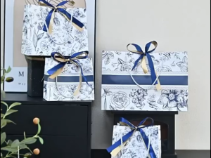 5pcs Floral Paper Gift Bags with Handles for Wedding Party Festival