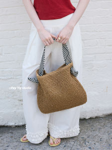 Feytiy Summer Island Vacation Straw Weaving Bag Simple Striped Shoulder Commuter Tote Bag Womens Fashion Accessory