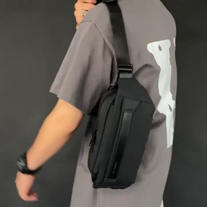 Comelnya Nylon Men Chest Bag Waterproof New Hot Korean Style Beg Dada Lelaki Kalis Air Gaya Korea Hangat Terkini