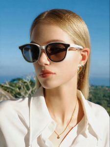 HELEN KELLER | Stylish Retro Slim Small Frame Sunglasses Female