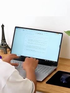 VOVE Laptop Baru Layar HD 15.6 inch 8GB+256GB SSD Laptop Gaming generasi ke11 Intel N4020 WIN10 Pro Tipis Dan Empat inti dan Empat utas Desain Grafis masa pakai baterai tinggi Garansi Pekerjaan Laptop Siswa Pengeditan