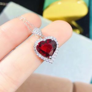 Montagne Jewelry 925 Silver Pendant Love Heart Design Fine Jewellery Natural 9x10mm Garnet Pendant Necklace