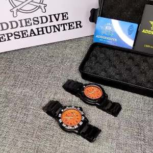 ADDIESDIVE Luxury Mens Quartz Watch Outdoor Sports Luminous Tube Analog Watch 50m Waterproof Stainless Steel Strap Orange Black