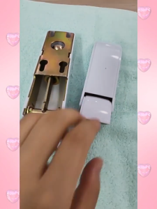 Horizontal Top Cover Door Freezer Movable Spring Plate Hinge New Flying Universal Refrigerator Accessories Freezer Door Hinges Movable Spring Hinges Horizontal Top Cover Door Hinges Freezer Door Hinges Freezer Refrigerator Accessories Horizontal