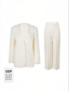 Silk-blend Collarless Silhouette Commuter Suit