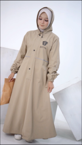 ZOTTA Jas Hujan Gamis Wanita Muslimah Bahan Tebal Anti Rembes Warna Cream