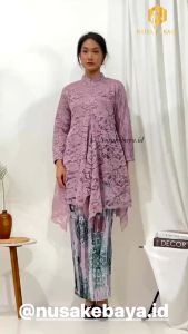 Baju Kebaya Tunik Brukat & Setelan Rok Plisket Batik