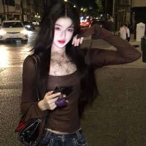 Unique Fashionable Long Sleeve Slim Fit T-Shirt Vintage Style Womens Top Elegant Quality Autumn Wear Casual Date Outfit