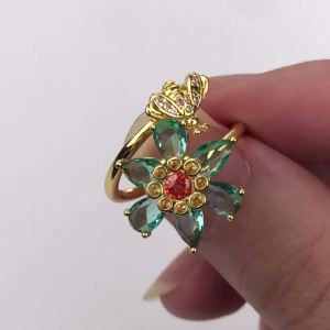 Rotatable Flower Ladies Open Ring with Cubic Zirconia Embedding Adjustable Size for Daily And Party Wear Gift Option