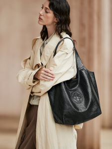 Leisure Commute Tote Bag Large Capacity