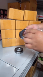 ชุดลูกปืนคอ บน-ล่าง YAMAHA YZF R3 ปี 2015-2018 ถ้วยคอกลึงถ้วยคอลูกปืน  ลูกปืนคอ เตเปอร์ ชุดถ้วยคอ สำหรับ ยามาฮ่า อาร์3 ตัวแรก Yamaha R3