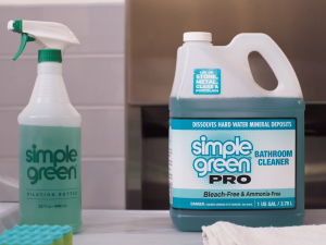 SIMPLE GREE Pro Bathroom Cleaner 3.78LITERS