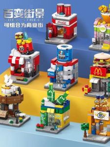 Lil Brother Building Blocks ชุดเล่นกับของเล่นแบบสร้างสรรค์ ชุดโมเดลการ์ตูน ชุดก่อสร้างเมืองแบบยืดหยุ่น อุปกรณ์เสริมสำหรับเด็ก