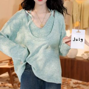 สุภาพสตรี สีเขียว แขนยาว เสื้อสเวตเตอร์ถัก คอวี สร้อยคอแขวนสวมใส่ด้านใน เสื้อกล้าม ชุดสองชิ้น ฤดูใบไม้ร่วง ฤดูหนาว 2024 สินค้าใหม่