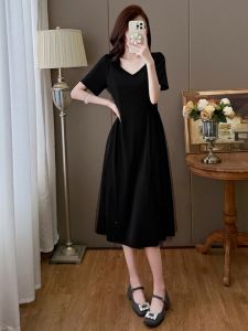Đầm Dây Đen Giảm Cân V-neck Nữ có Nẹp Ép Eo và Sang Trọng