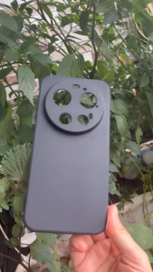 Ốp lưng dẻo Xiaomi 17 Ultra (màu đen) khoét mắt bảo vệ Camera
