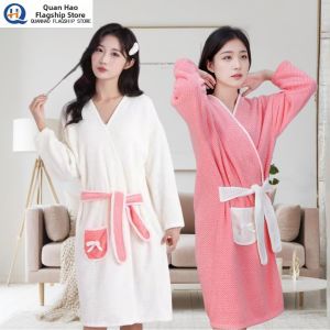 Quick-Drying Super Absorbent Non-Shedding Short Bathrobe