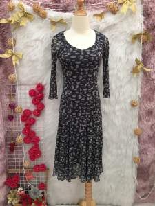 Đầm Cổ Tròn Phom Xoè 2 hand Ý -hiệu ELEONORA- Size S🌹