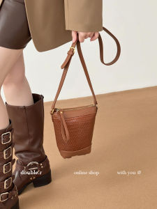 Original Handwoven Bucket Bag Womens Crossbody Shoulder Bag Soft PU Leather Zipper Closure Commuter Style Casual Fashion