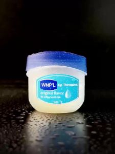 WNPL 4/6/8Pcs Lip Balm Set Lip Mask Anti Dry Crack Long Lasting Hydrating Repair Lip Care Holiday Gift Kit