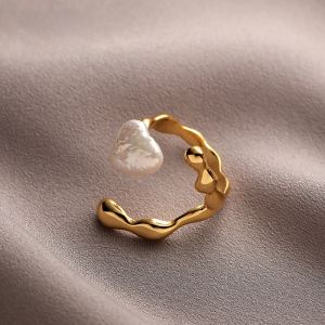 Elegant Natural Pearl Rings for Women Exquisite Metal Design Fashionable Personality Character Jewelry Accessories