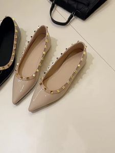 MIFEI | French Pointed-toe Internal Height Increasing Flat Shoes with Studs 41-43 Sizes